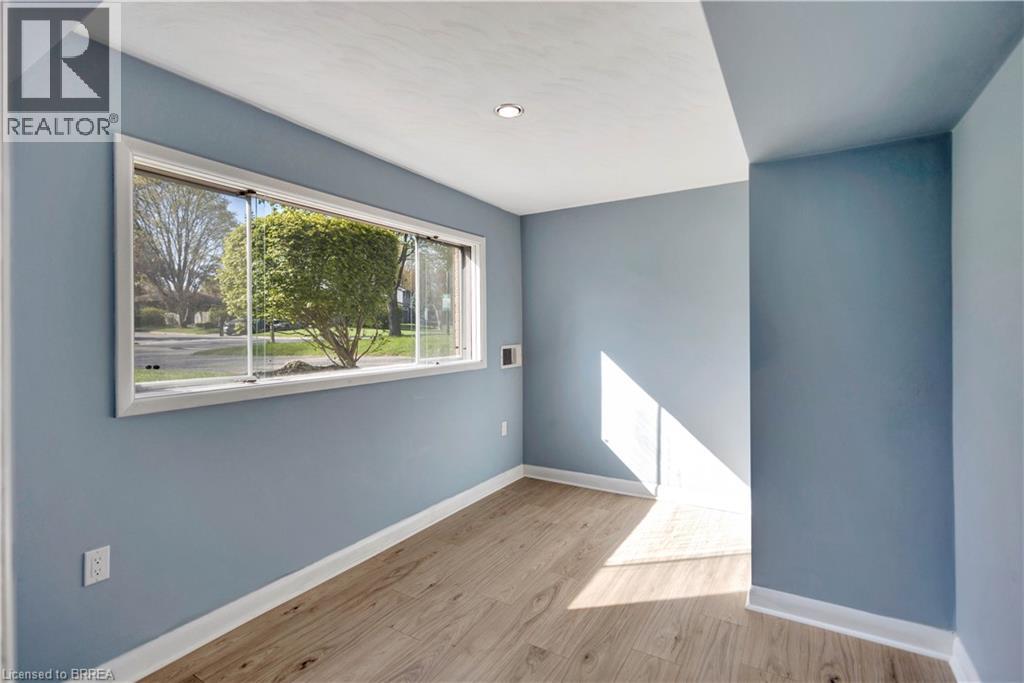 82 Forsythe Avenue, Brantford, Ontario  N3R 3L8 - Photo 31 - 40822746