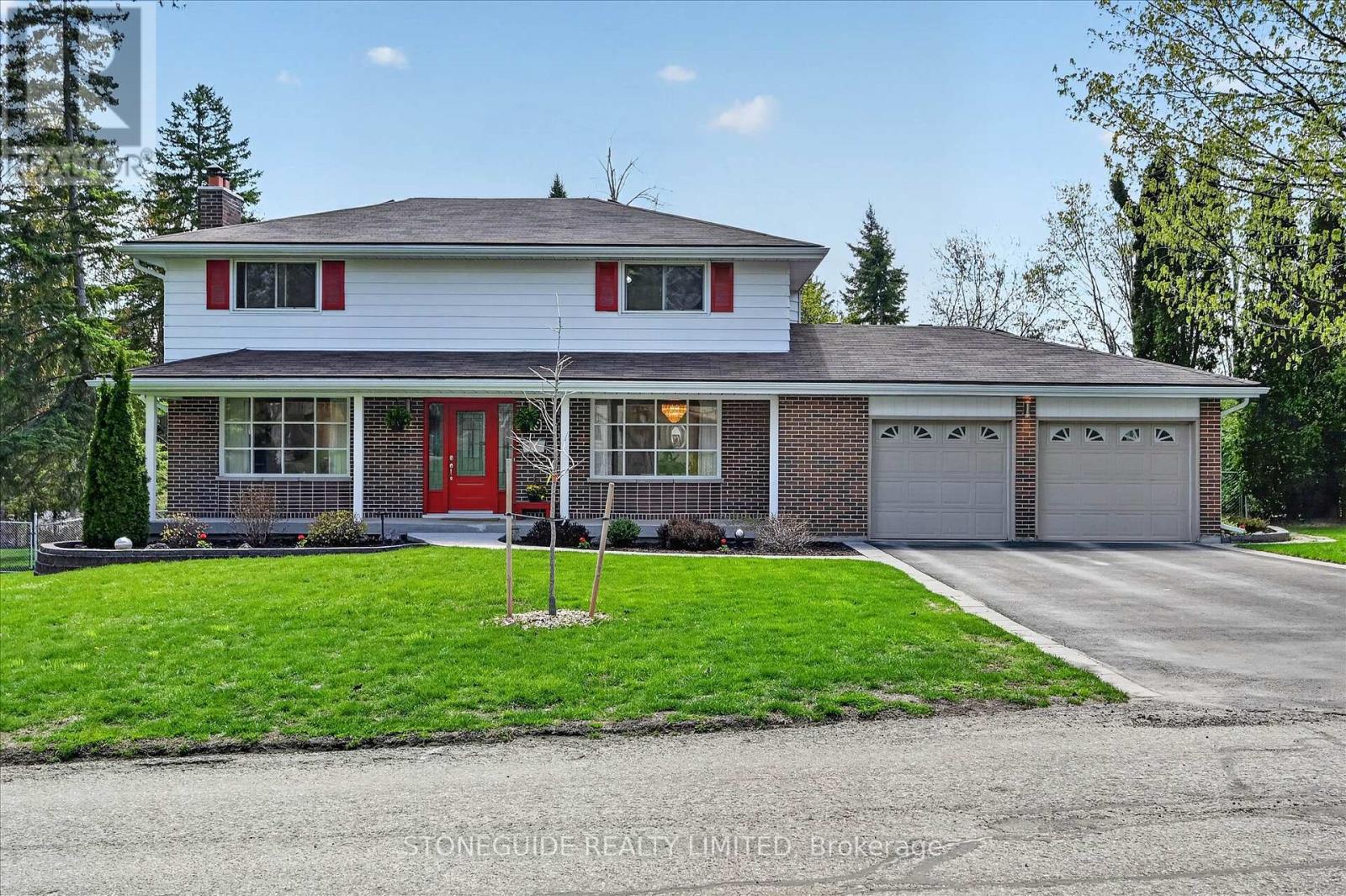 29 WELLER CRESCENT, Peterborough, Ontario