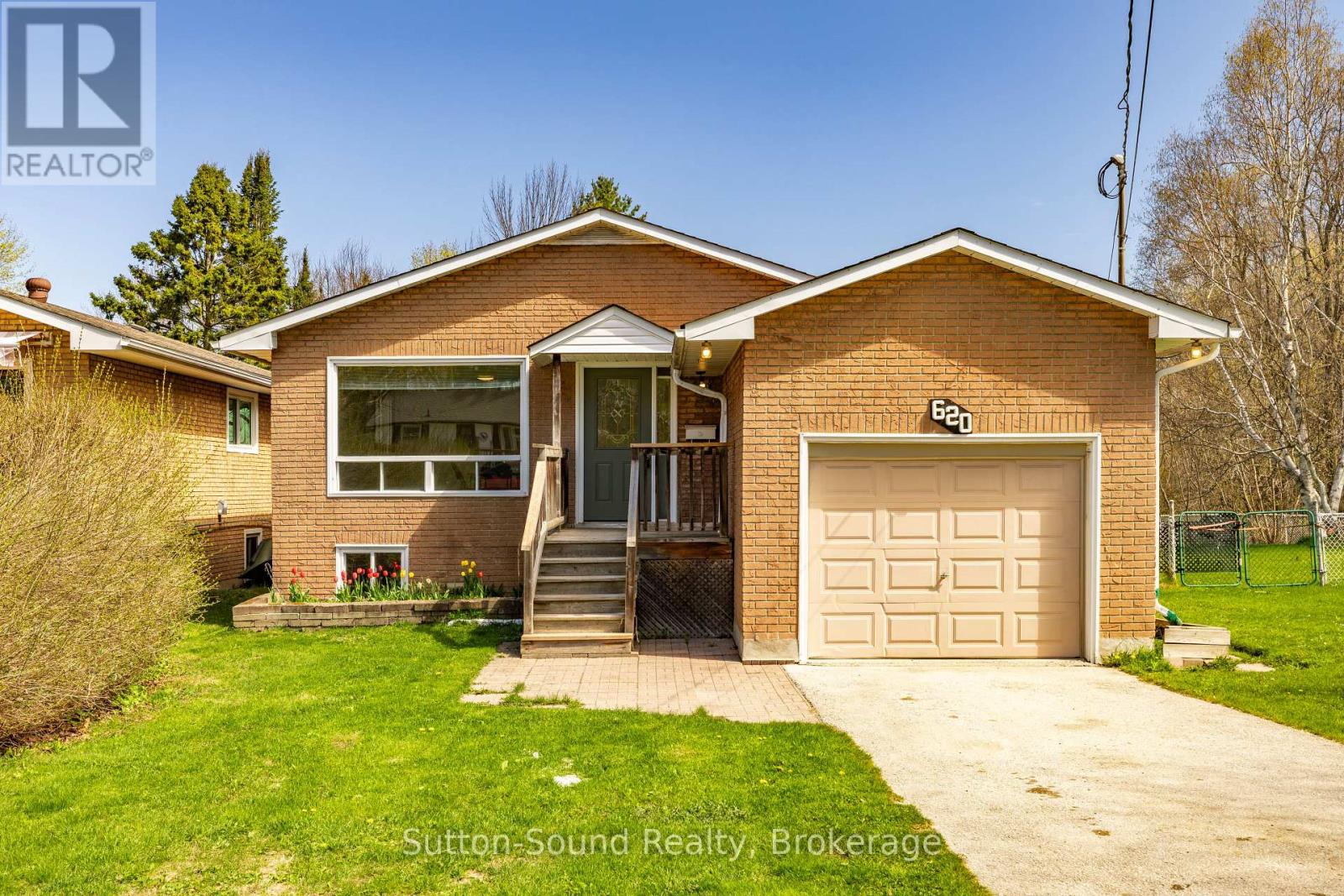 620 17th Street W, Owen Sound, Ontario  N4K 4B8 - Photo 1 - X13109422