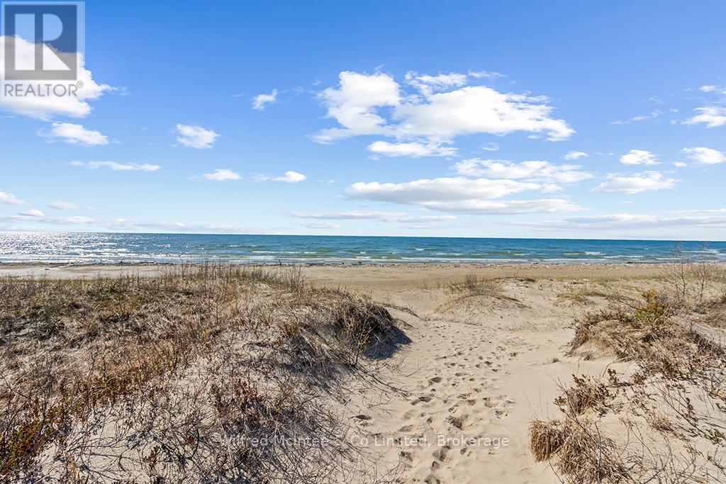 26 Thompson Avenue, Native Leased Lands, Ontario  N0H 2L0 - Photo 50 - X13109472