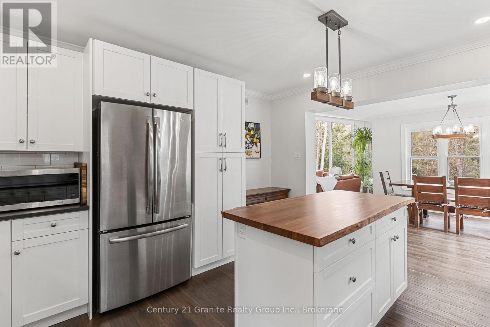 1208 Eagle Lake Road, Dysart Et Al, Ontario  K0M 1S0 - Photo 16 - X13109496