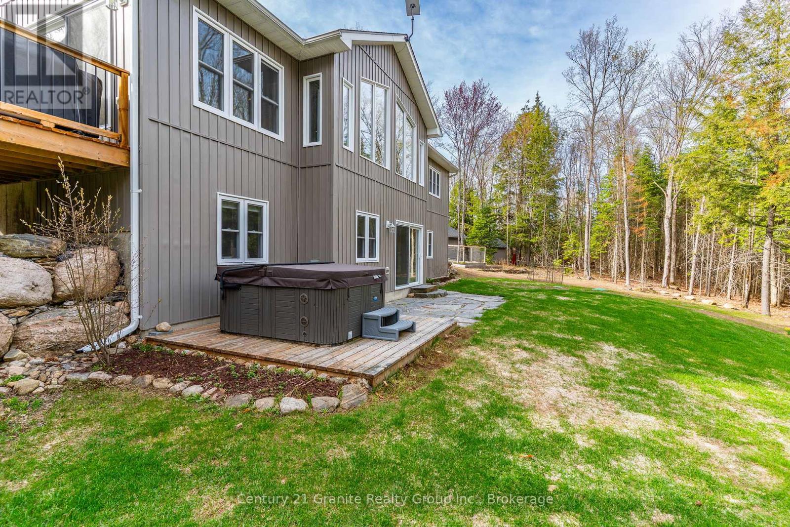 1208 Eagle Lake Road, Dysart Et Al, Ontario  K0M 1S0 - Photo 36 - X13109496