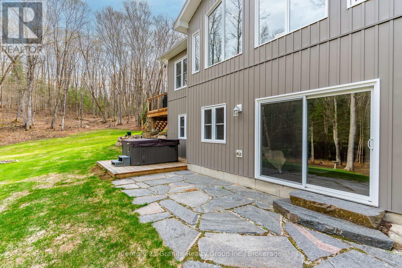 1208 Eagle Lake Road, Dysart Et Al, Ontario  K0M 1S0 - Photo 37 - X13109496