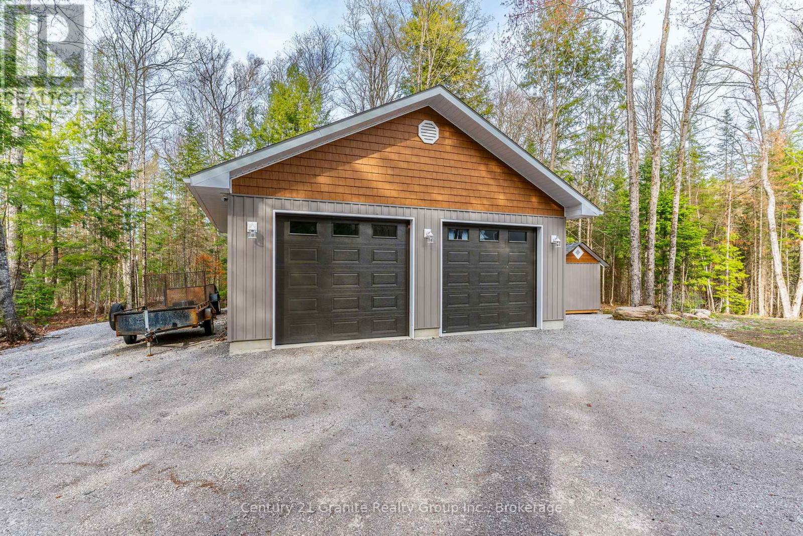 1208 Eagle Lake Road, Dysart Et Al, Ontario  K0M 1S0 - Photo 39 - X13109496