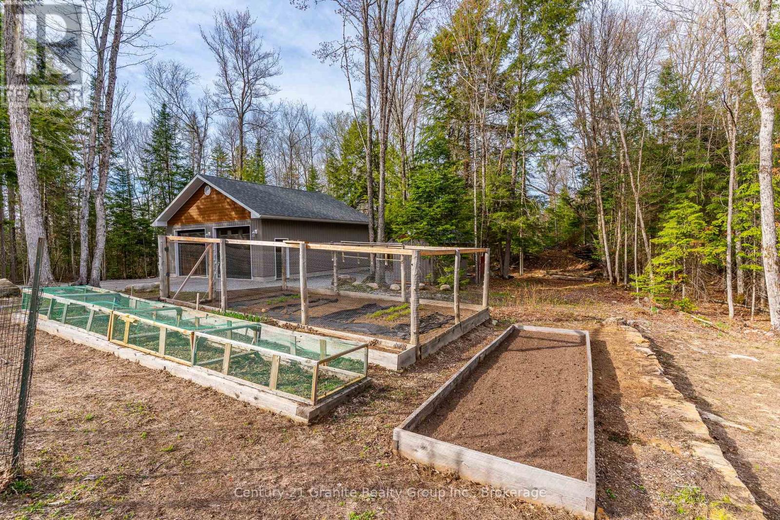 1208 Eagle Lake Road, Dysart Et Al, Ontario  K0M 1S0 - Photo 43 - X13109496