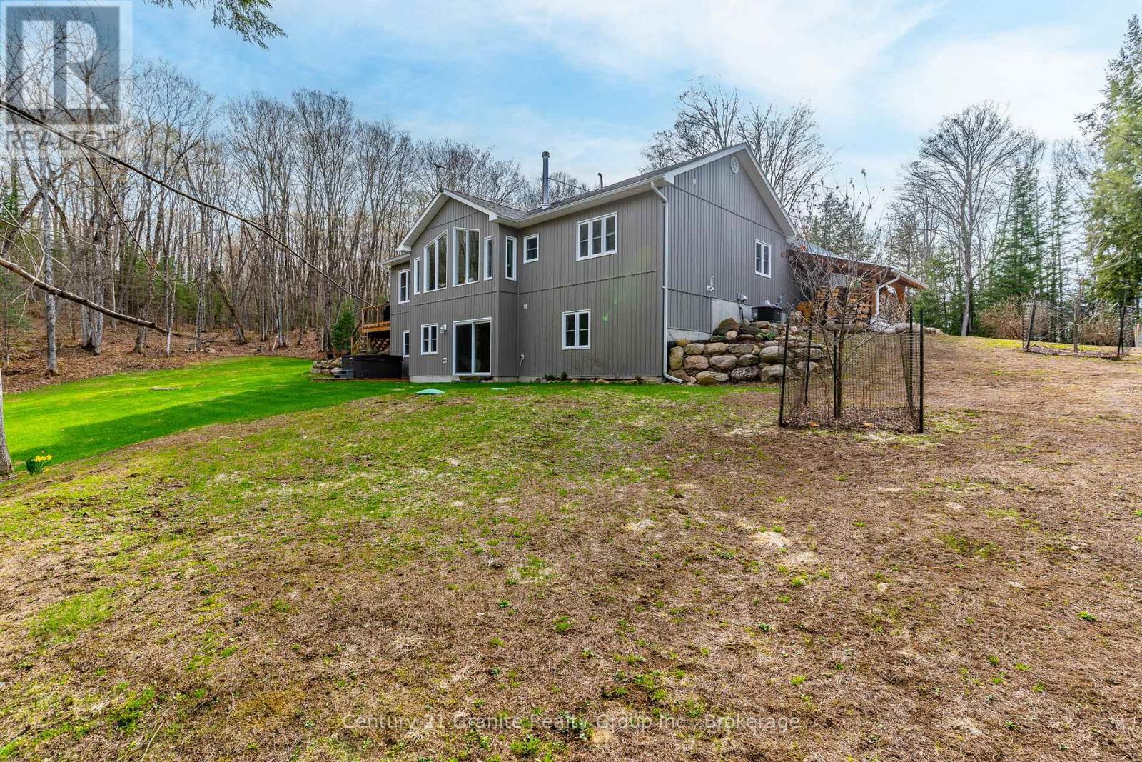 1208 Eagle Lake Road, Dysart Et Al, Ontario  K0M 1S0 - Photo 45 - X13109496