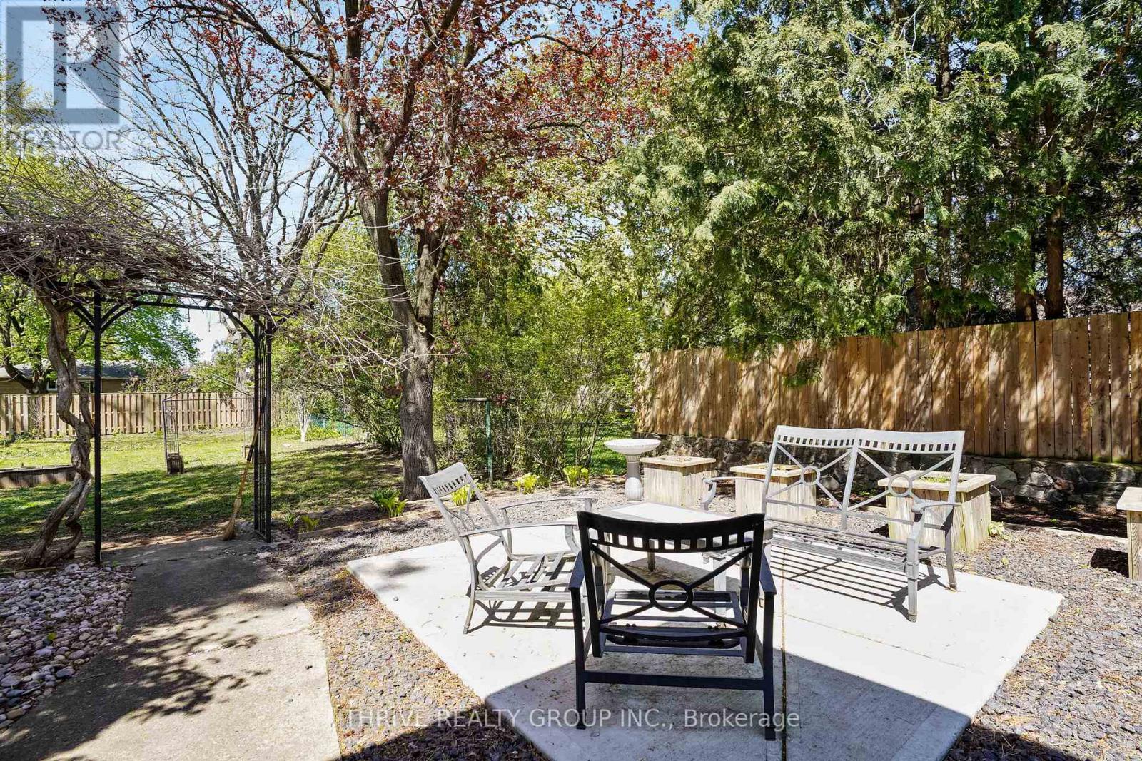 363 Brock Street, London South, Ontario  N6K 2M3 - Photo 37 - X13109410