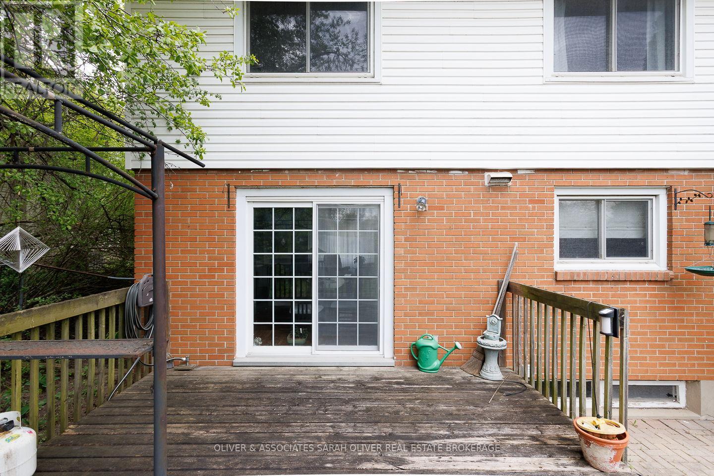 14 Brentwood Crescent, London North, Ontario  N6G 1X2 - Photo 37 - X13109414