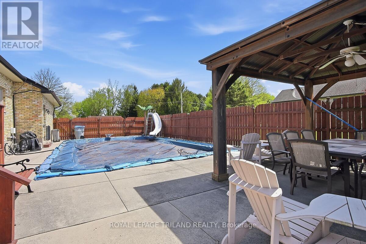 24671 Dodge Drive, Strathroy-Caradoc, Ontario  N7G 3B5 - Photo 10 - X13109446