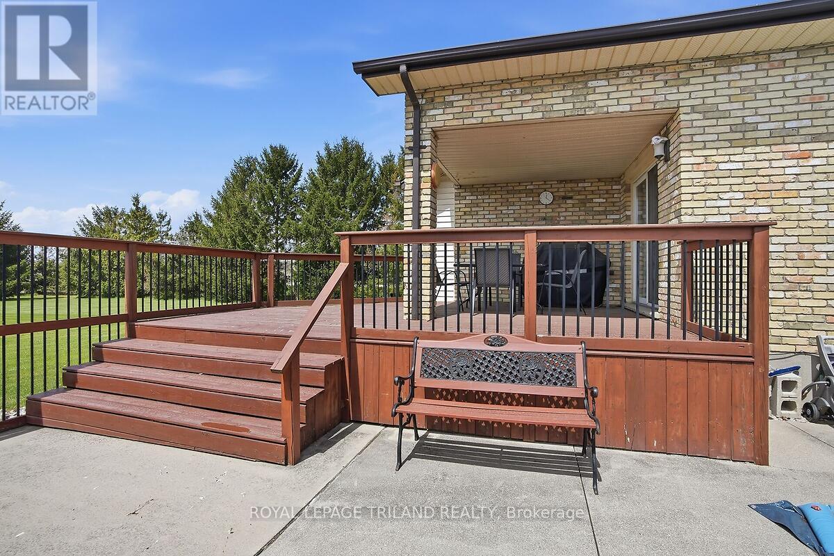 24671 Dodge Drive, Strathroy-Caradoc, Ontario  N7G 3B5 - Photo 12 - X13109446
