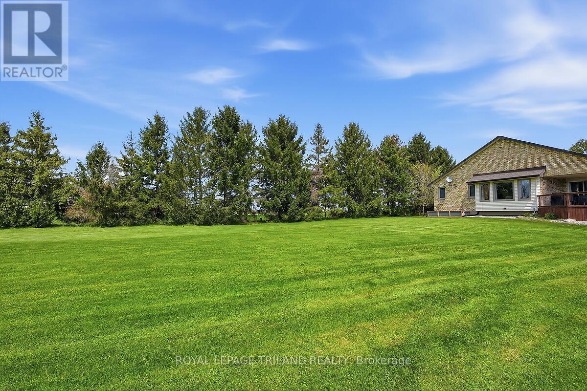 24671 Dodge Drive, Strathroy-Caradoc, Ontario  N7G 3B5 - Photo 23 - X13109446