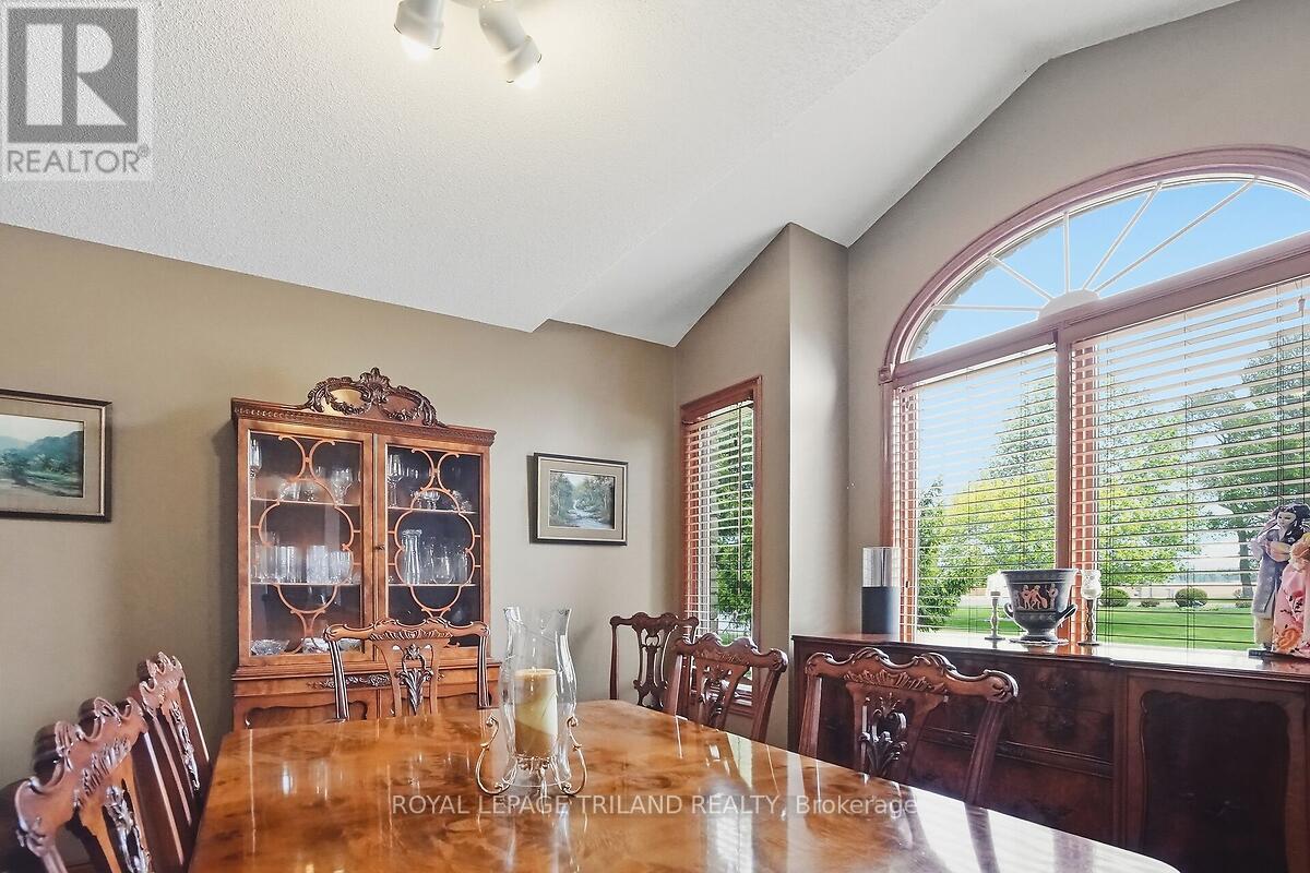 24671 Dodge Drive, Strathroy-Caradoc, Ontario  N7G 3B5 - Photo 27 - X13109446