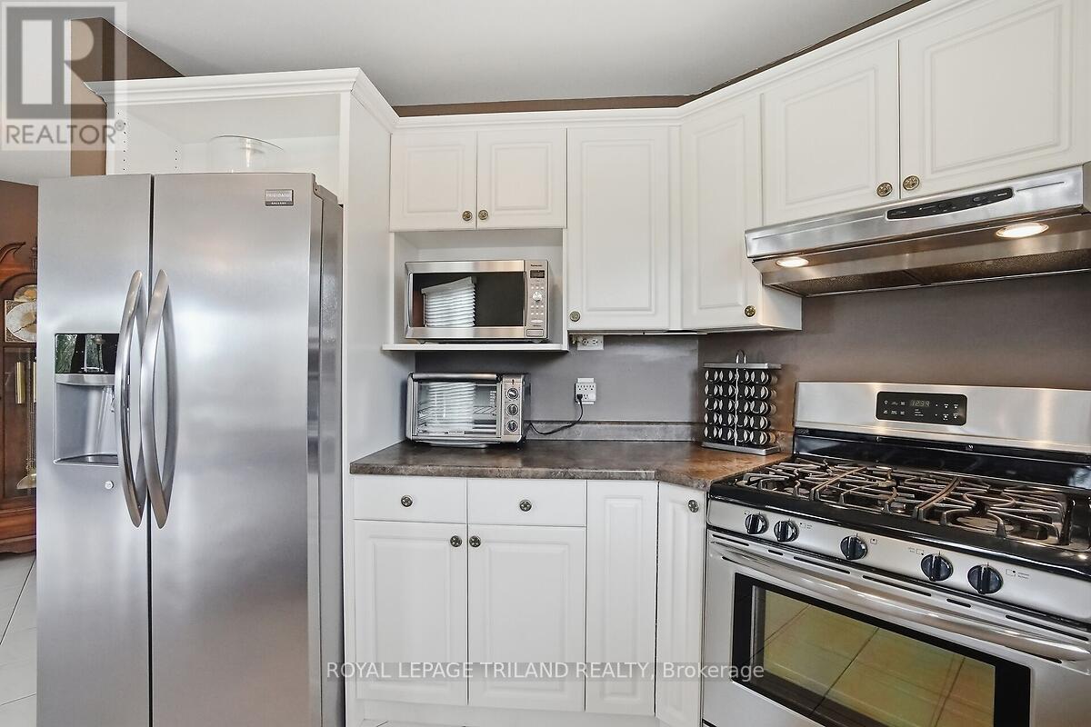 24671 Dodge Drive, Strathroy-Caradoc, Ontario  N7G 3B5 - Photo 34 - X13109446