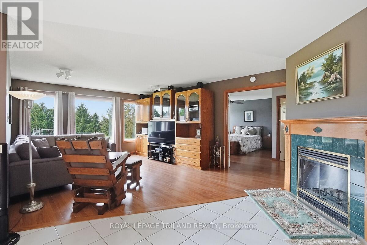 24671 Dodge Drive, Strathroy-Caradoc, Ontario  N7G 3B5 - Photo 35 - X13109446