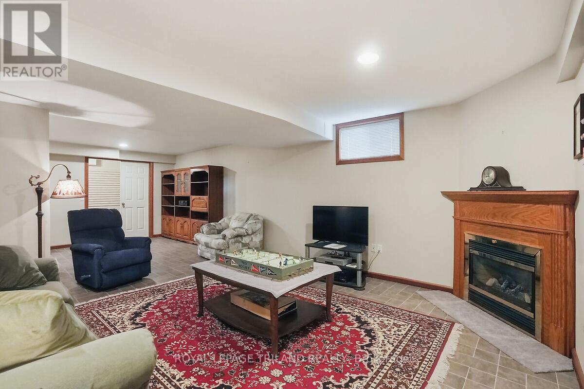 24671 Dodge Drive, Strathroy-Caradoc, Ontario  N7G 3B5 - Photo 41 - X13109446