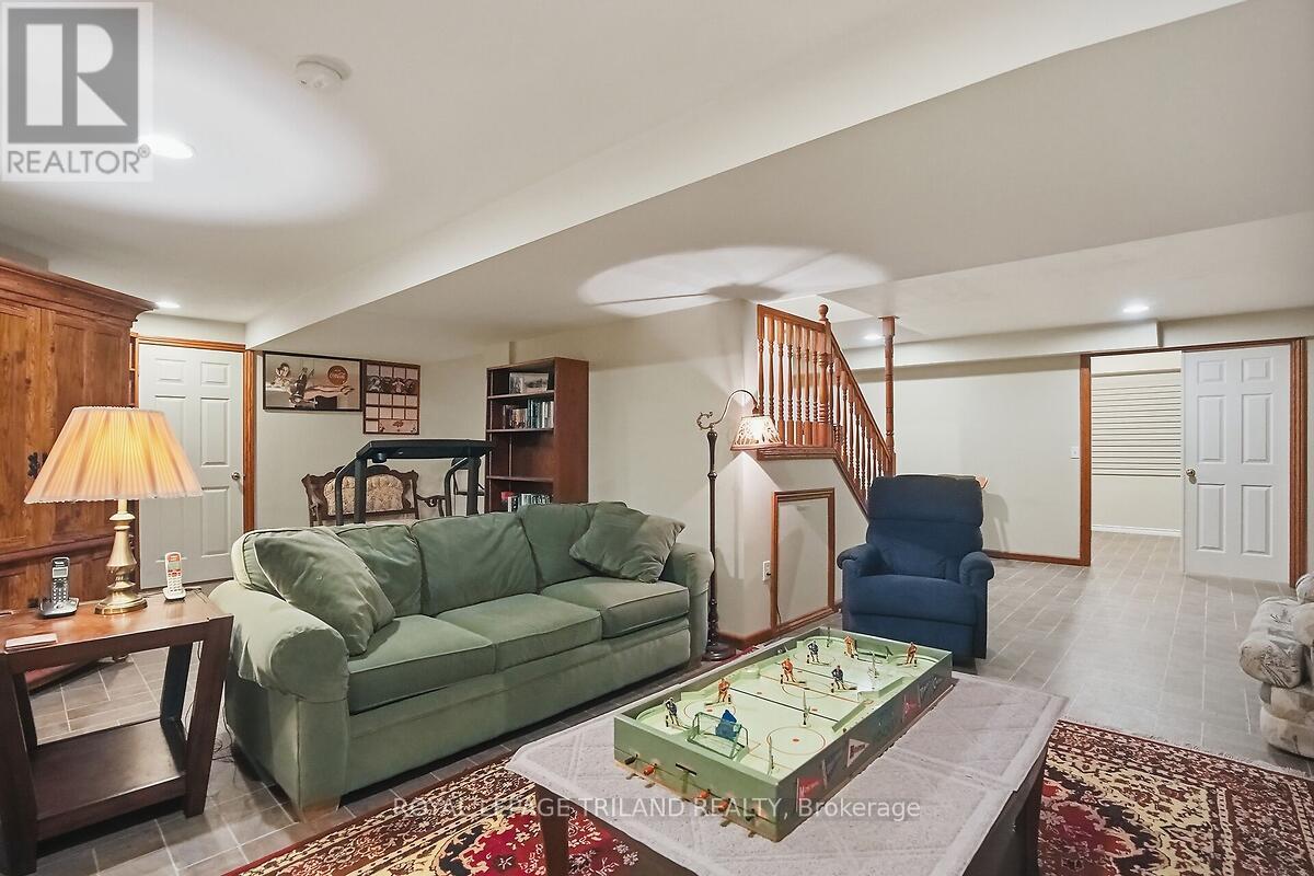 24671 Dodge Drive, Strathroy-Caradoc, Ontario  N7G 3B5 - Photo 42 - X13109446