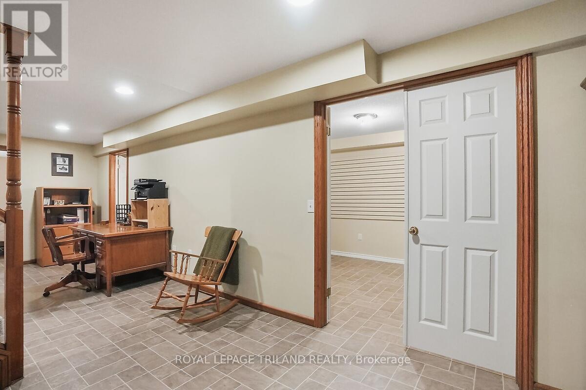 24671 Dodge Drive, Strathroy-Caradoc, Ontario  N7G 3B5 - Photo 43 - X13109446