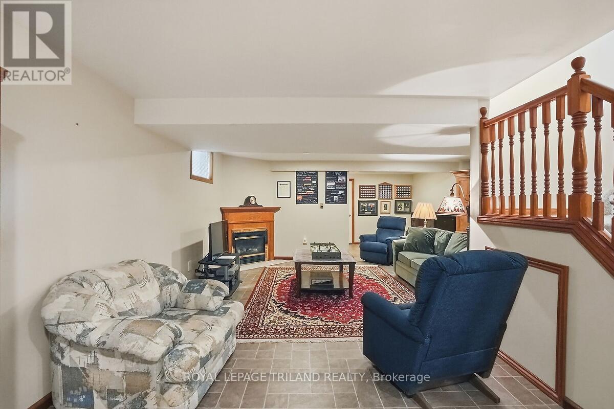24671 Dodge Drive, Strathroy-Caradoc, Ontario  N7G 3B5 - Photo 44 - X13109446