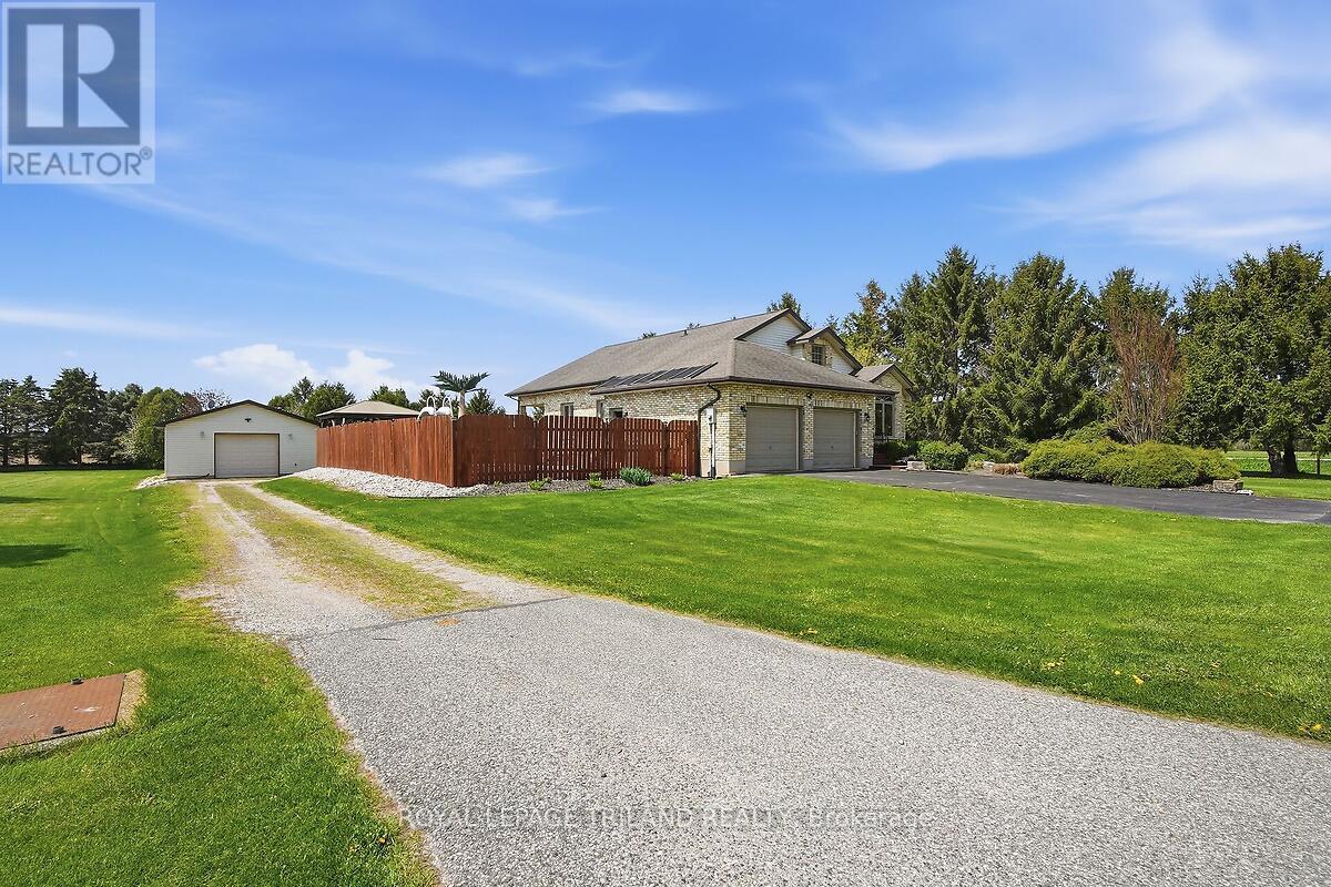 24671 Dodge Drive, Strathroy-Caradoc, Ontario  N7G 3B5 - Photo 7 - X13109446