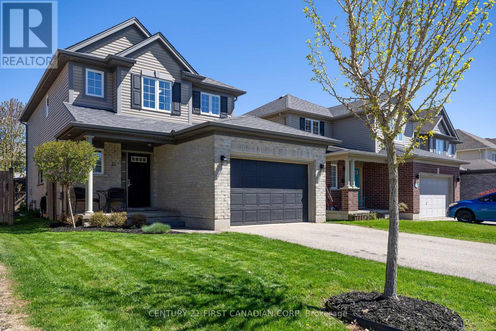 21 Pear Tree Avenue, St. Thomas, Ontario  N5R 0B5 - Photo 2 - X13109480