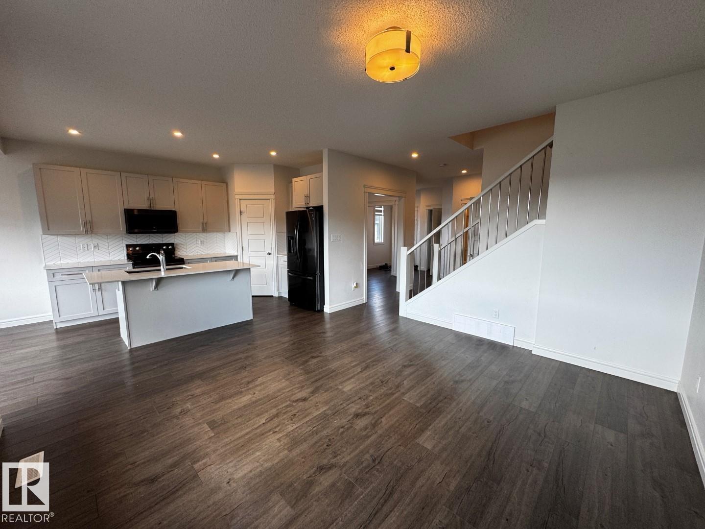 Unknown Address, ,     - Photo 3 - E4486954