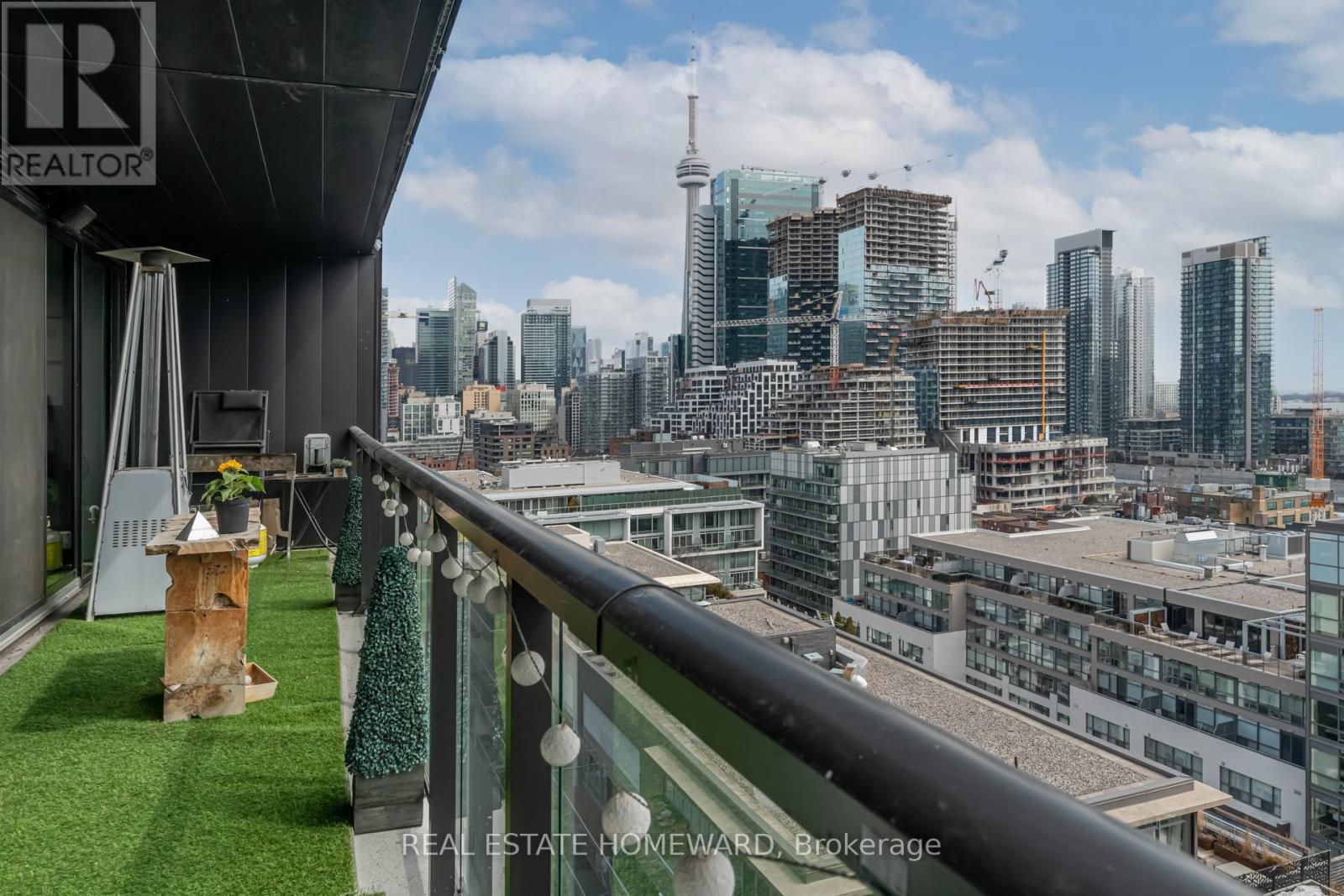 PH1421 - 629 KING STREET W, Toronto, Ontario