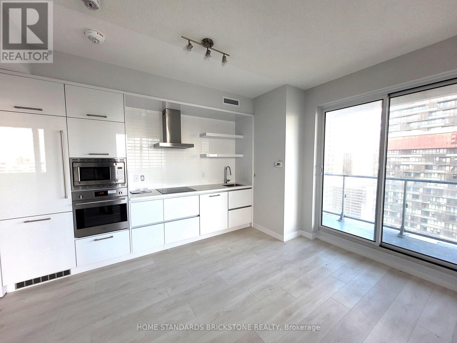 2602 - 2221 Yonge Street, Toronto, Ontario  M4S 2B4 - Photo 3 - C13109526