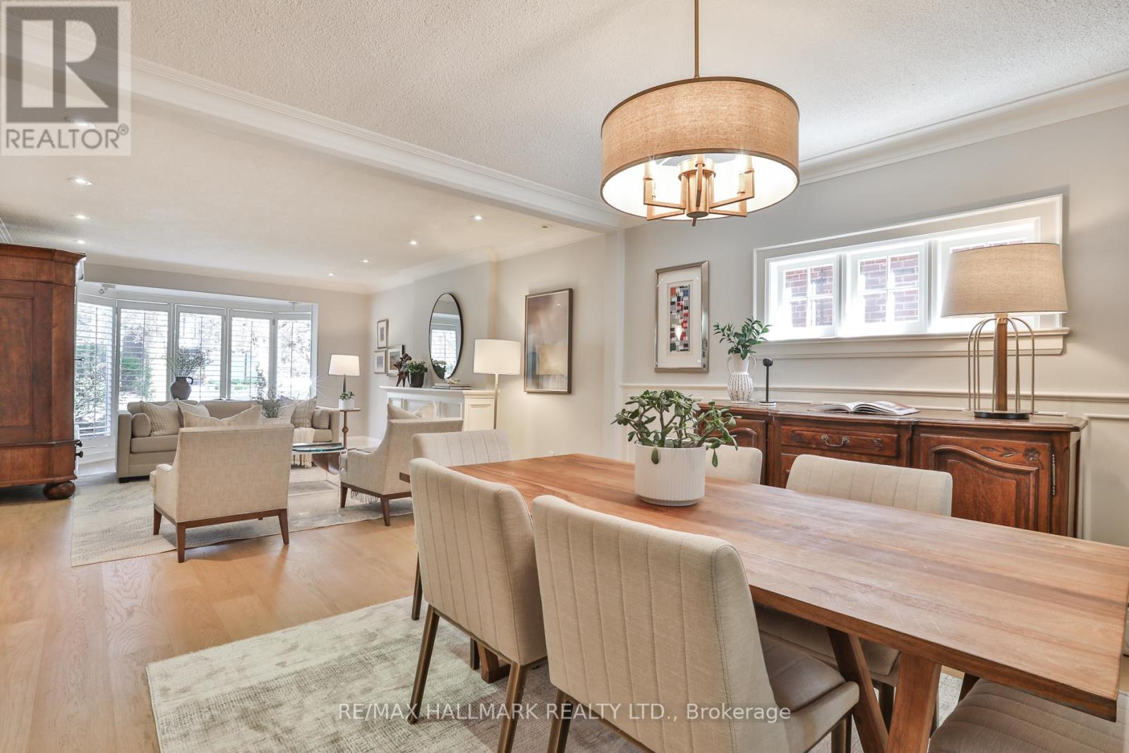 569 Briar Hill Avenue, Toronto, Ontario  M5N 1N1 - Photo 10 - C13109530
