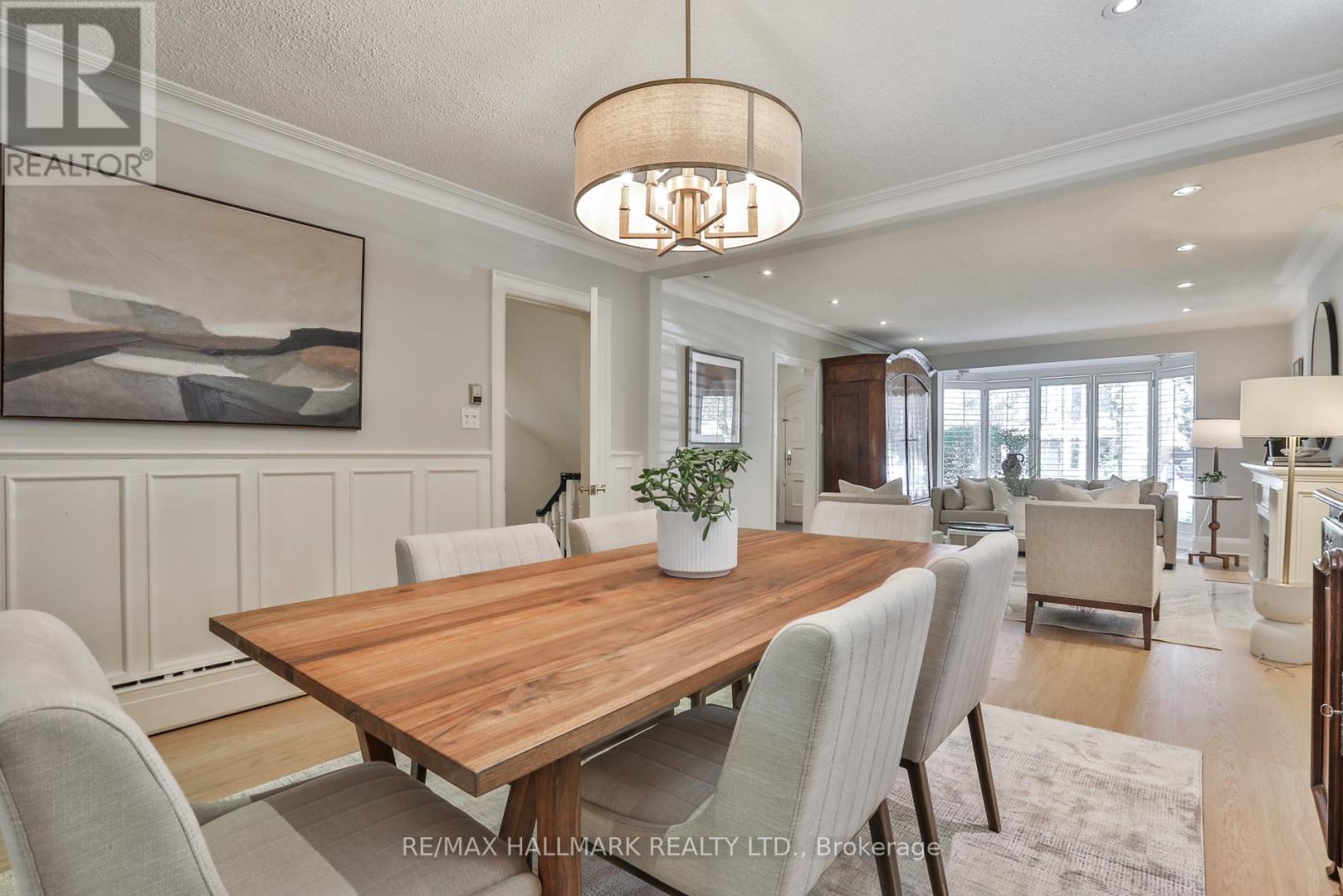 569 Briar Hill Avenue, Toronto, Ontario  M5N 1N1 - Photo 11 - C13109530