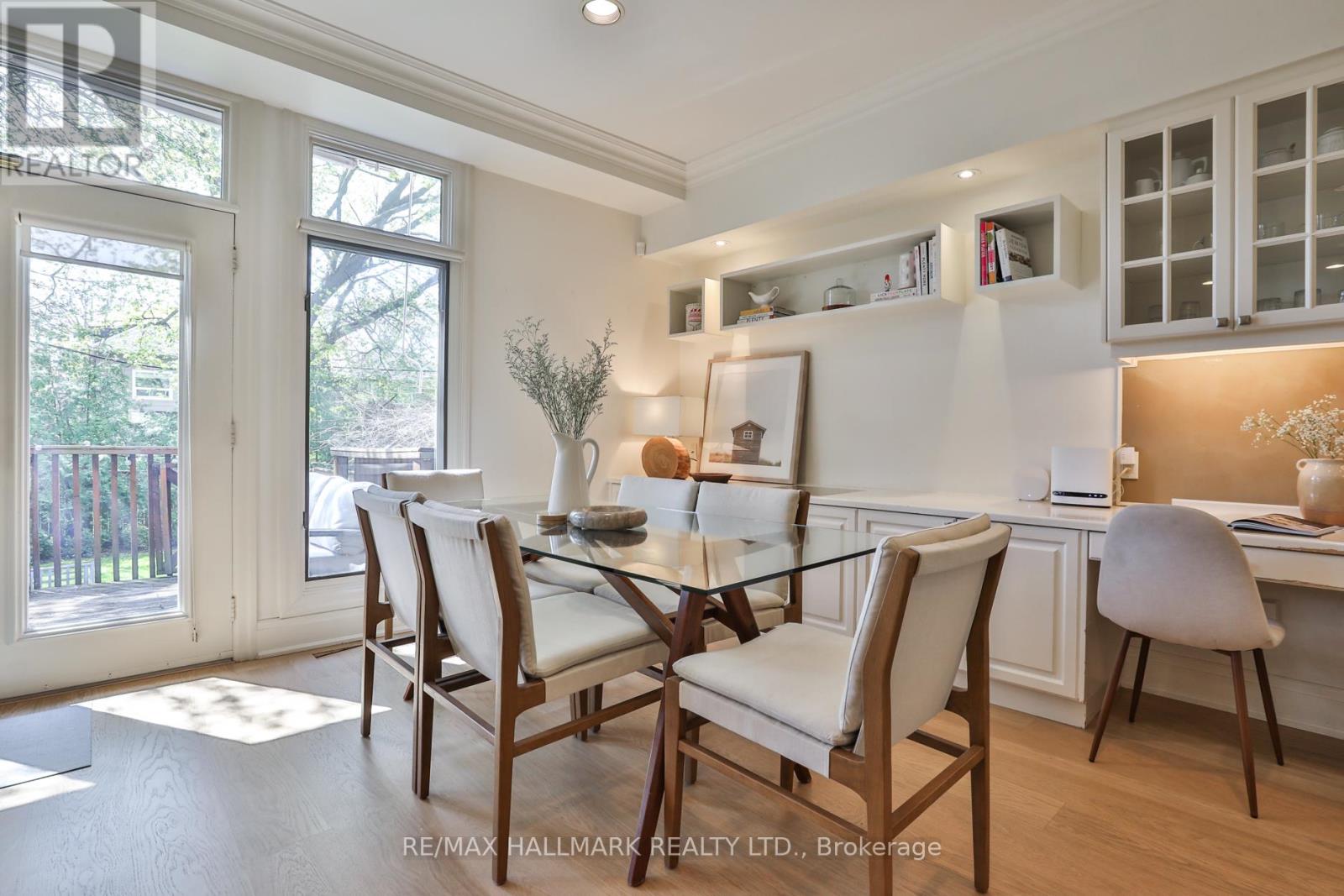 569 Briar Hill Avenue, Toronto, Ontario  M5N 1N1 - Photo 14 - C13109530