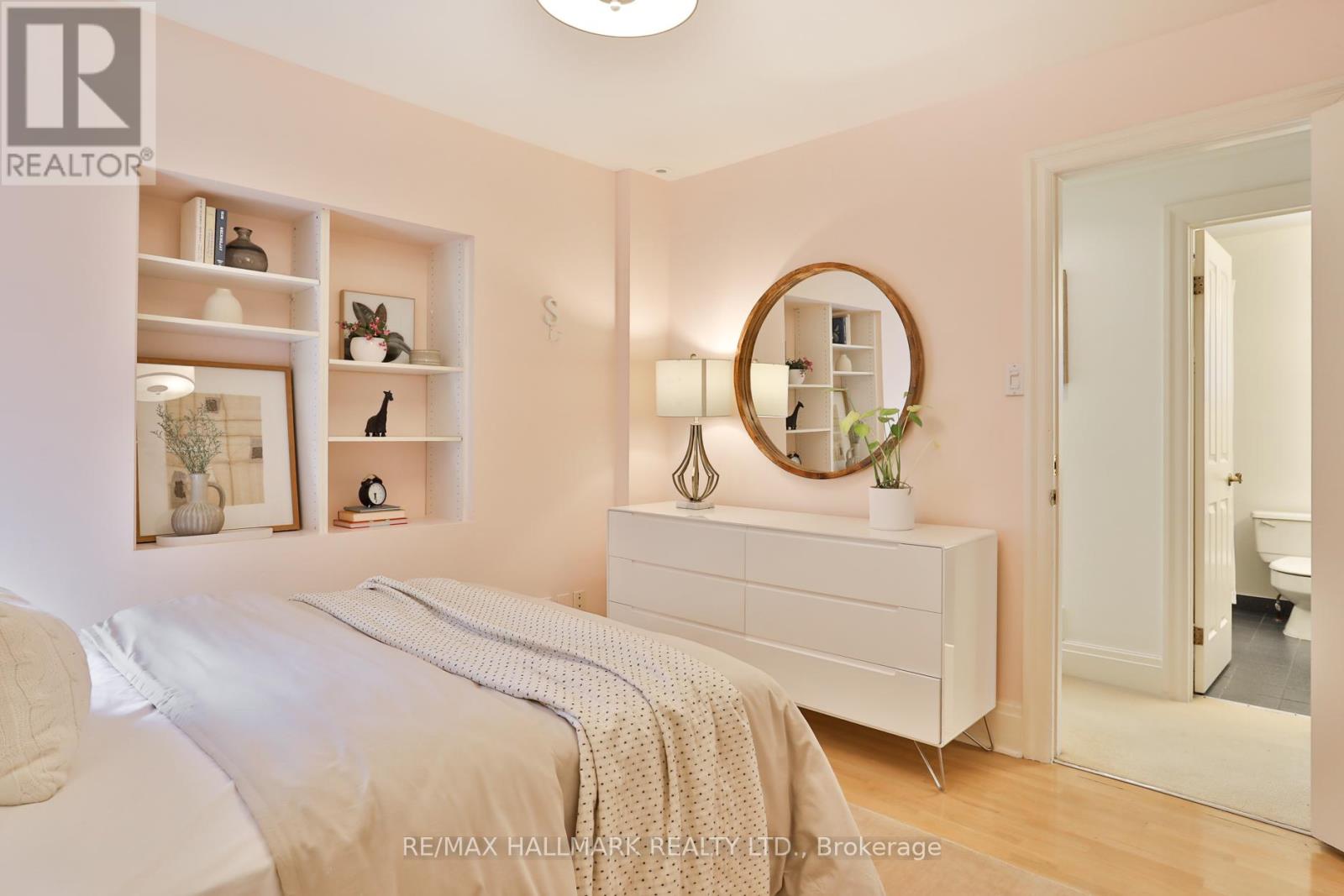 569 Briar Hill Avenue, Toronto, Ontario  M5N 1N1 - Photo 28 - C13109530