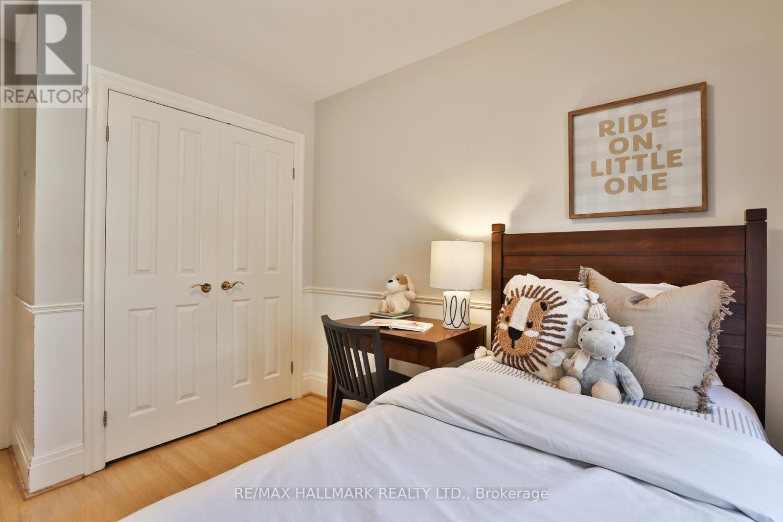 569 Briar Hill Avenue, Toronto, Ontario  M5N 1N1 - Photo 31 - C13109530