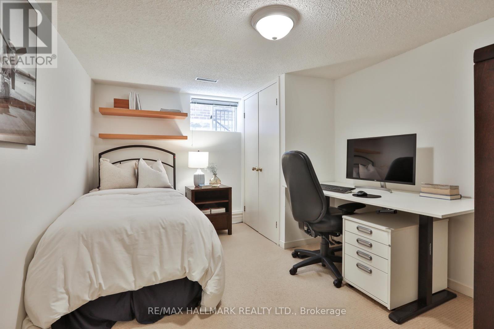 569 Briar Hill Avenue, Toronto, Ontario  M5N 1N1 - Photo 37 - C13109530