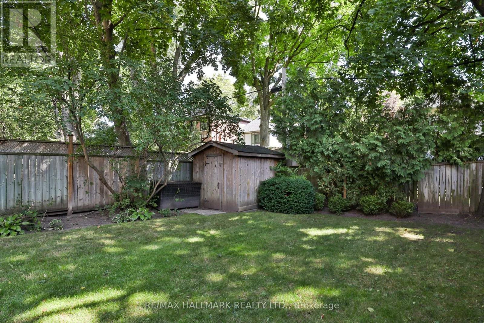 569 Briar Hill Avenue, Toronto, Ontario  M5N 1N1 - Photo 42 - C13109530