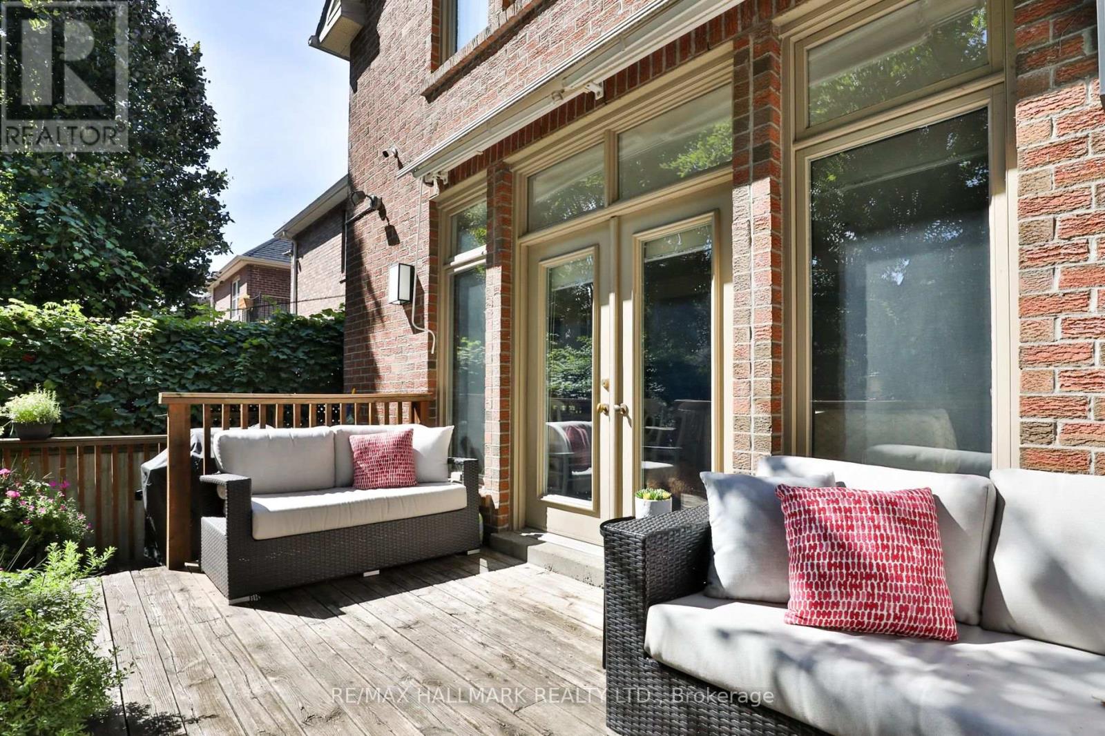 569 Briar Hill Avenue, Toronto, Ontario  M5N 1N1 - Photo 45 - C13109530