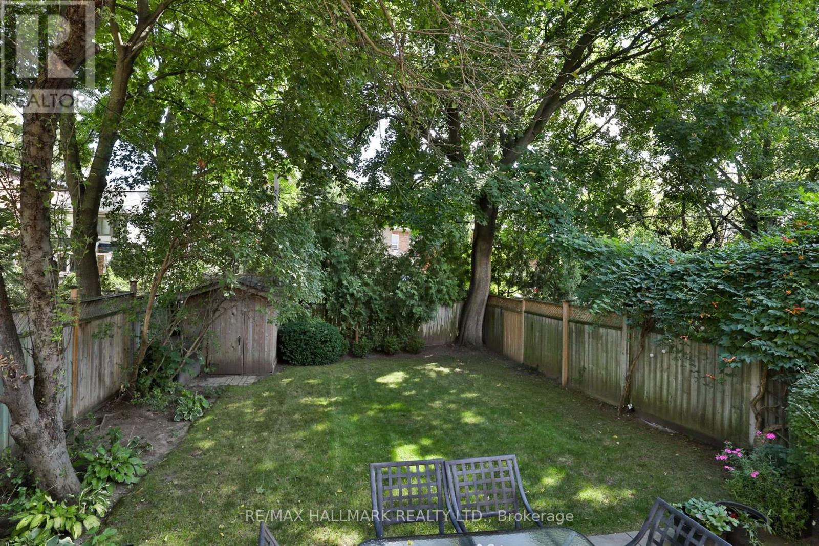 569 Briar Hill Avenue, Toronto, Ontario  M5N 1N1 - Photo 46 - C13109530
