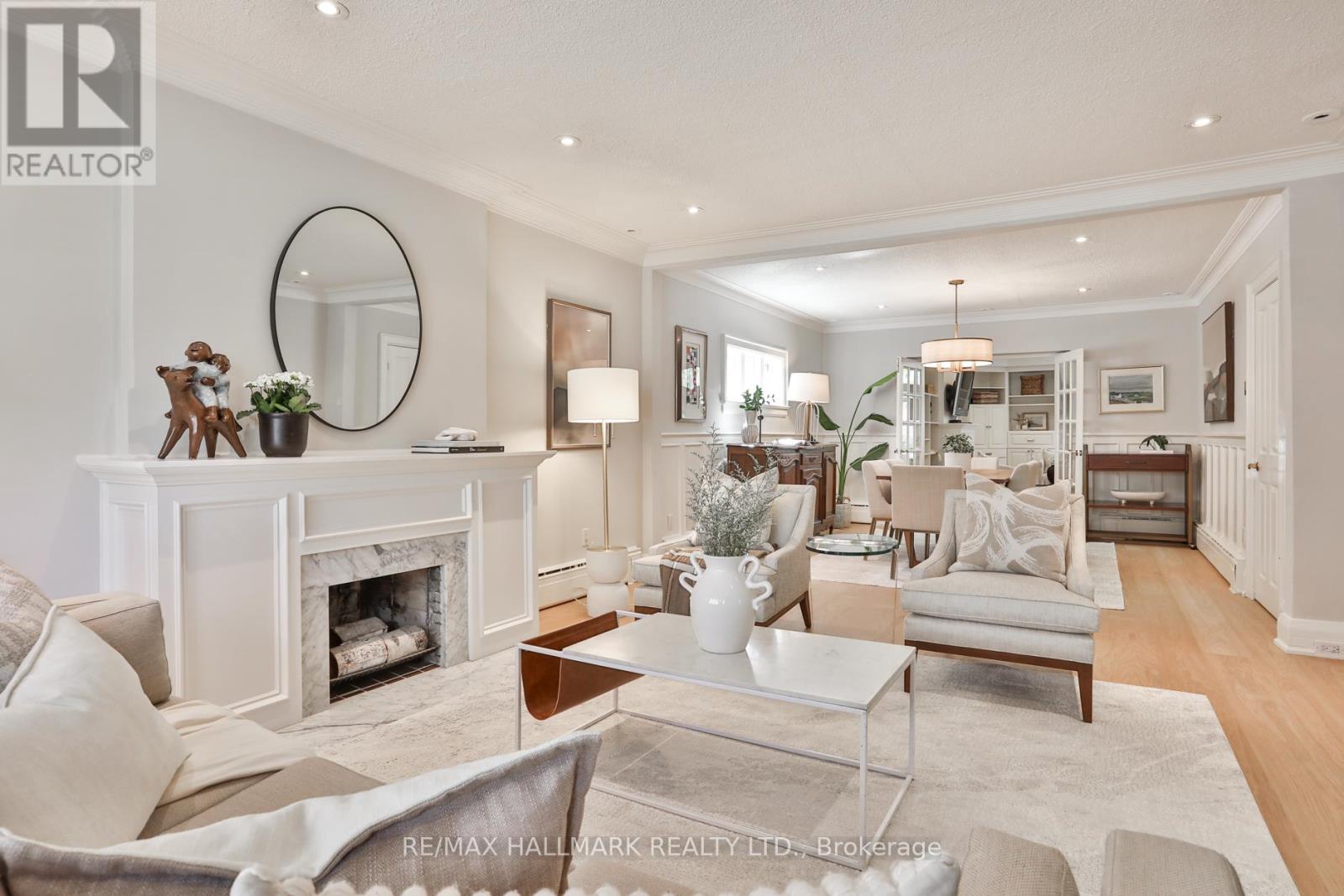 569 Briar Hill Avenue, Toronto, Ontario  M5N 1N1 - Photo 6 - C13109530