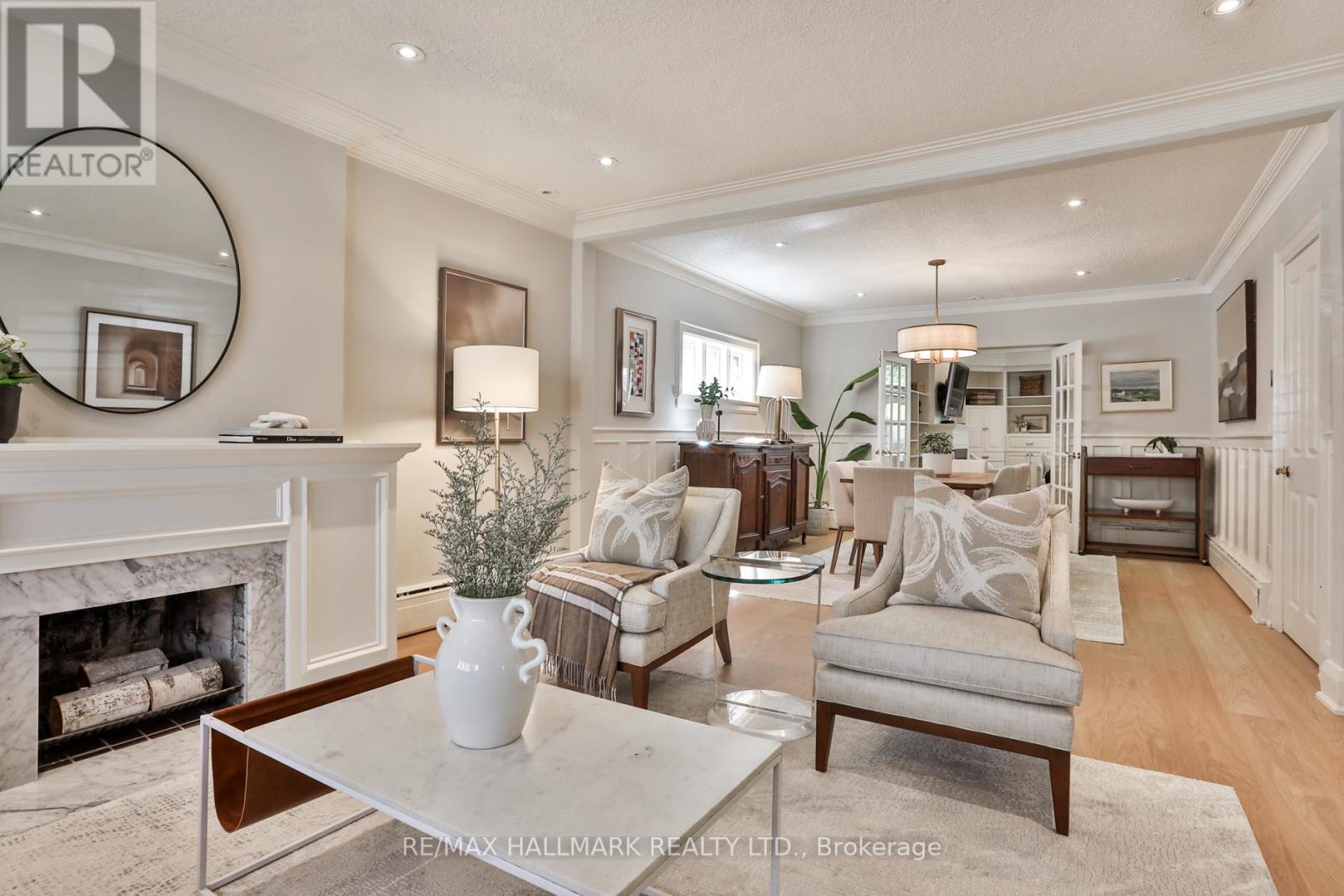 569 Briar Hill Avenue, Toronto, Ontario  M5N 1N1 - Photo 7 - C13109530