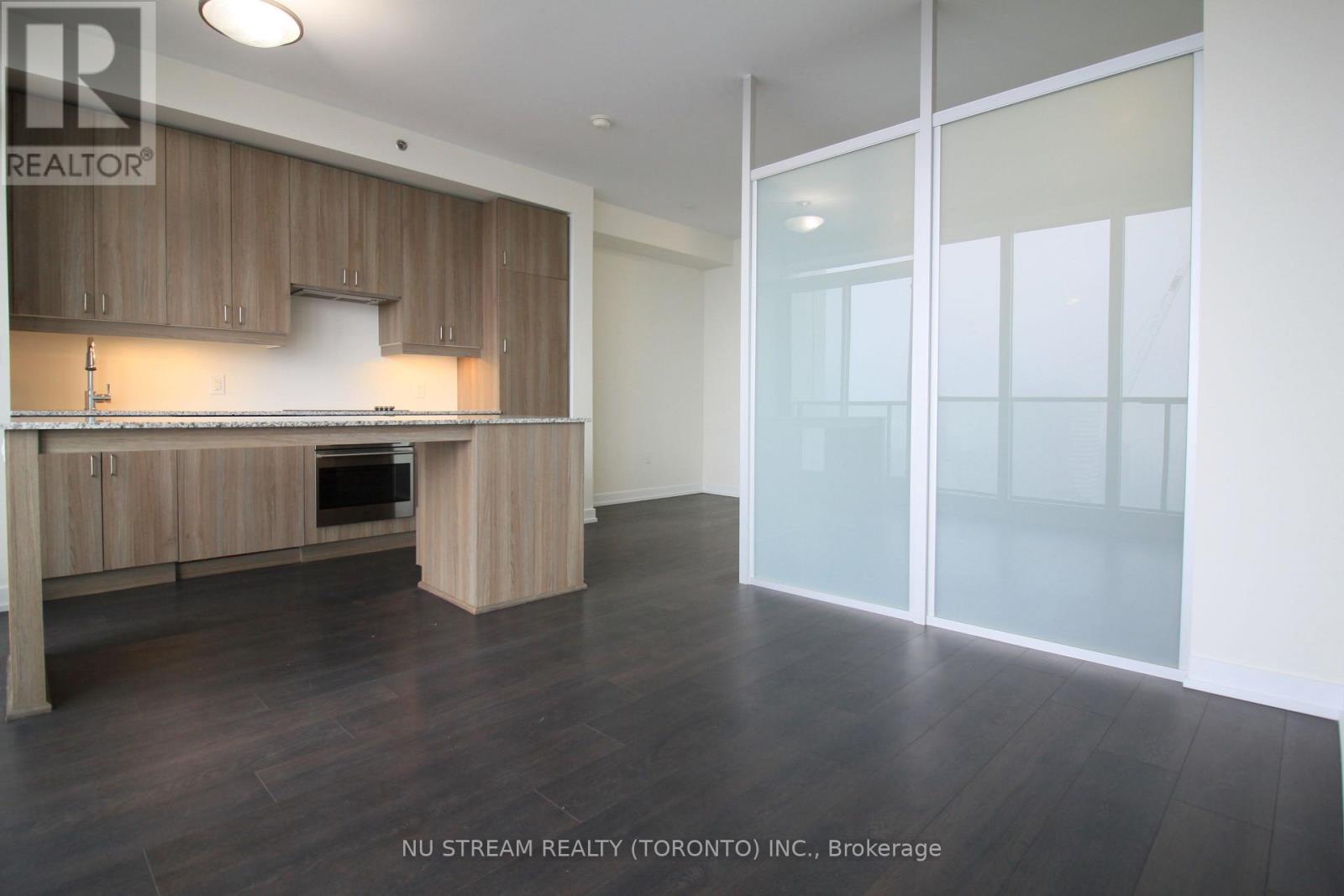 4210 - 426 University Avenue, Toronto, Ontario  M5G 1S9 - Photo 2 - C13109554
