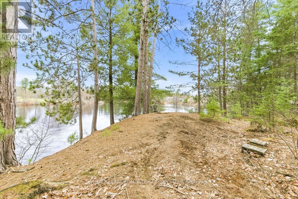 1411 Victoria Street, Petawawa, Ontario  K8H 3K4 - Photo 24 - X13109544