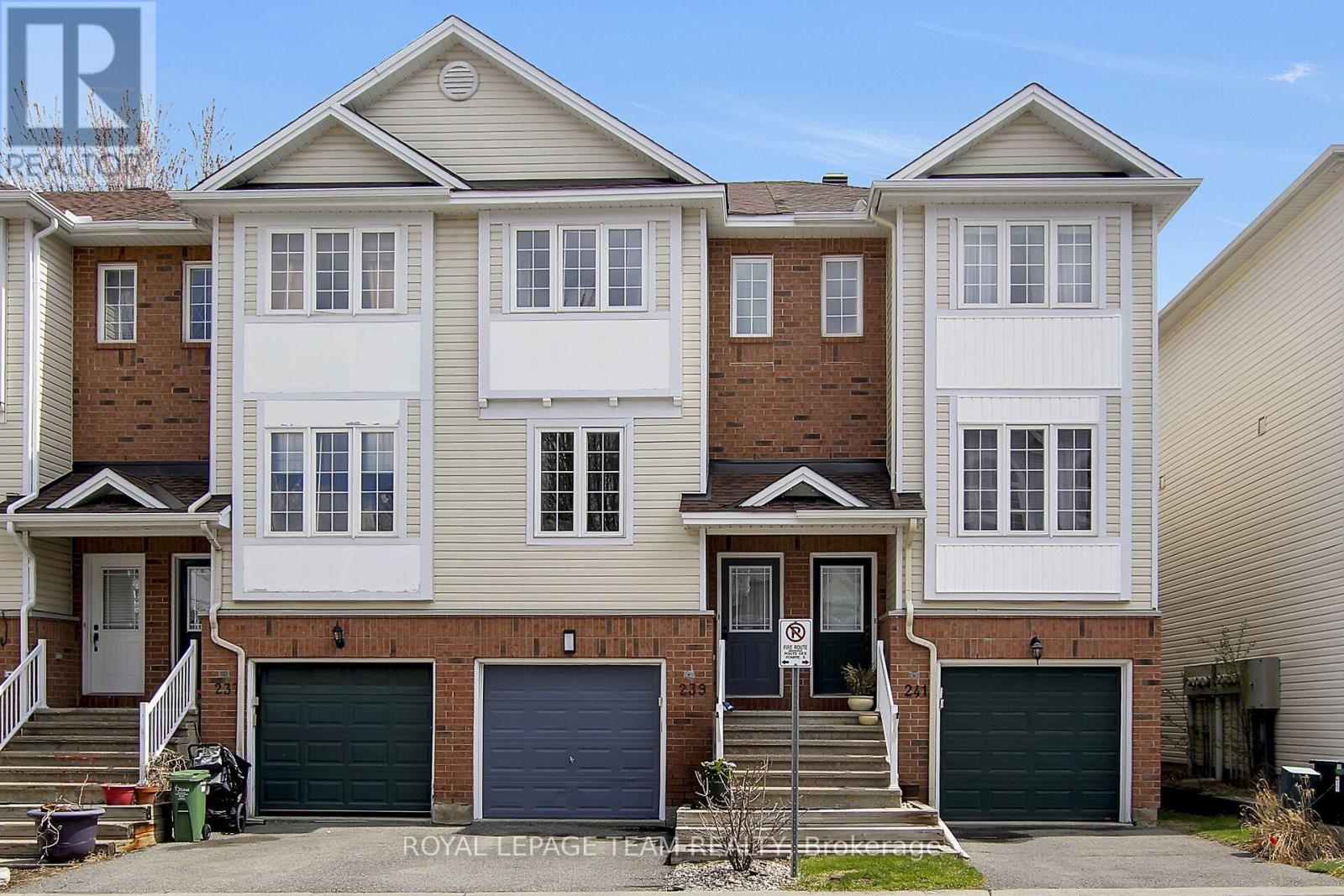 239 GERSHWIN PRIVATE, Ottawa, Ontario