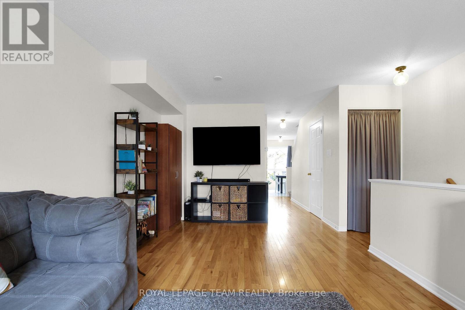 239 Gershwin Private, Ottawa, Ontario  K2H 1G6 - Photo 8 - X13109470