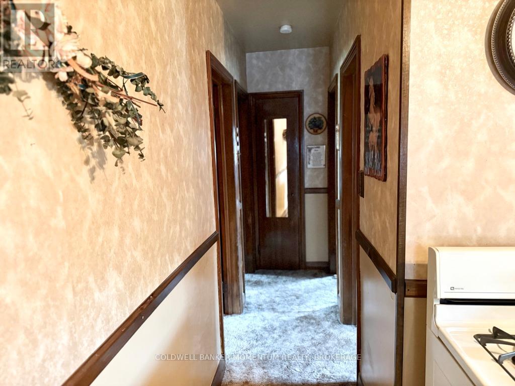 25 Thomson Road, Welland, Ontario  L3C 3N1 - Photo 15 - X13109538