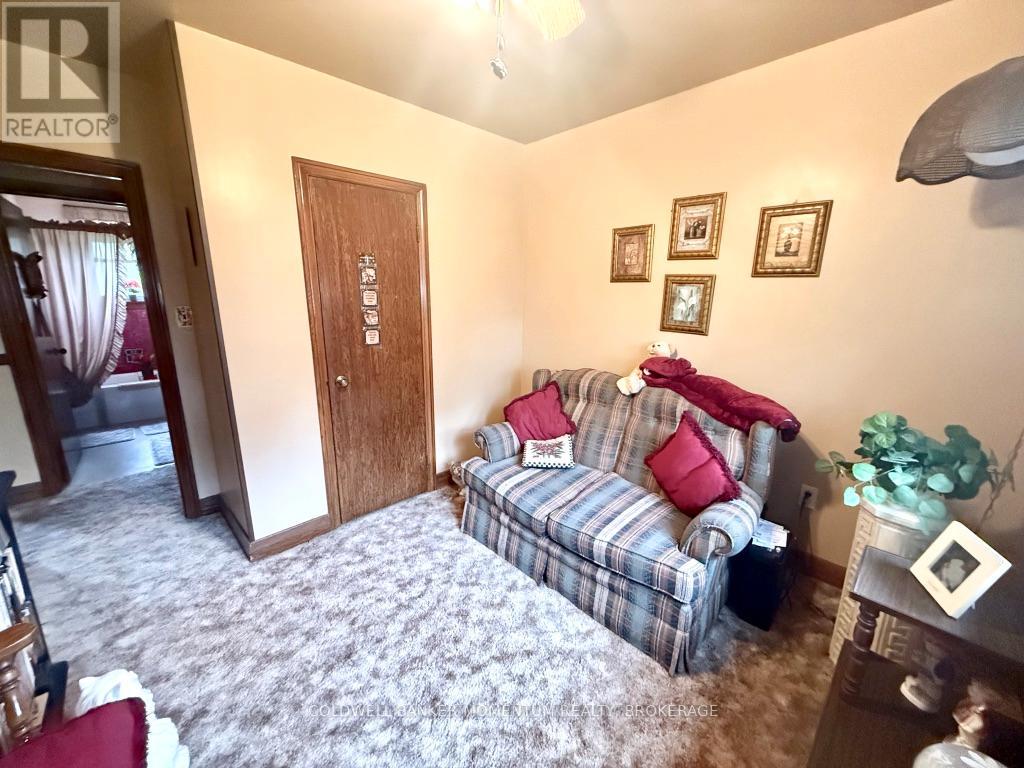 25 Thomson Road, Welland, Ontario  L3C 3N1 - Photo 21 - X13109538