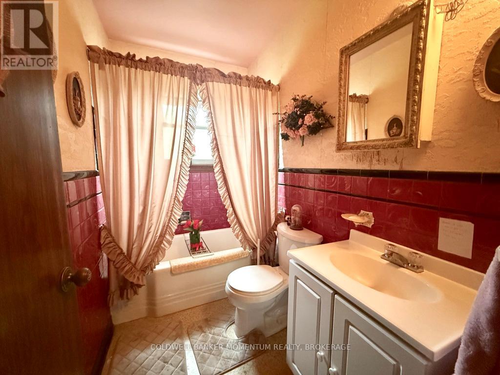 25 Thomson Road, Welland, Ontario  L3C 3N1 - Photo 23 - X13109538