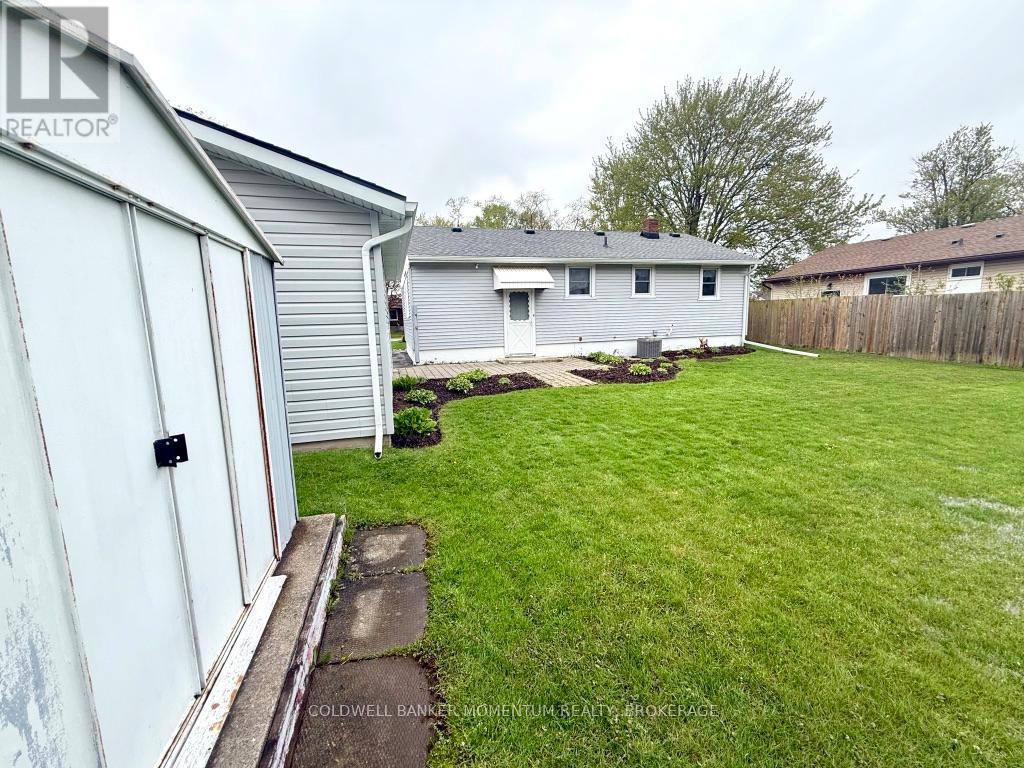 25 Thomson Road, Welland, Ontario  L3C 3N1 - Photo 40 - X13109538