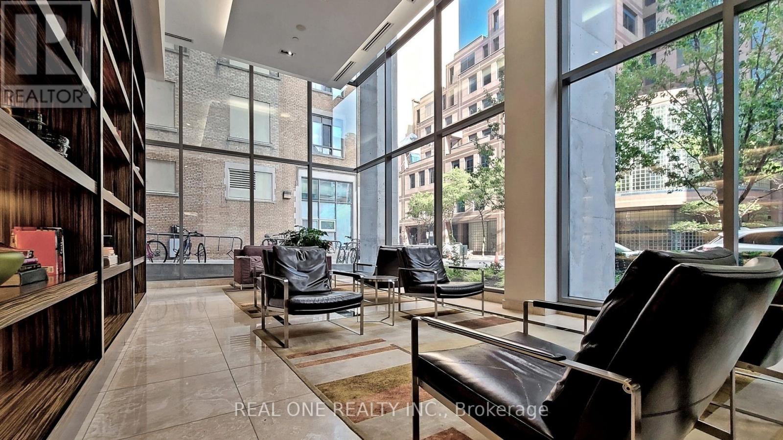 3107 - 38 Grenville Street, Toronto, Ontario  M4Y 1A5 - Photo 3 - C13109010