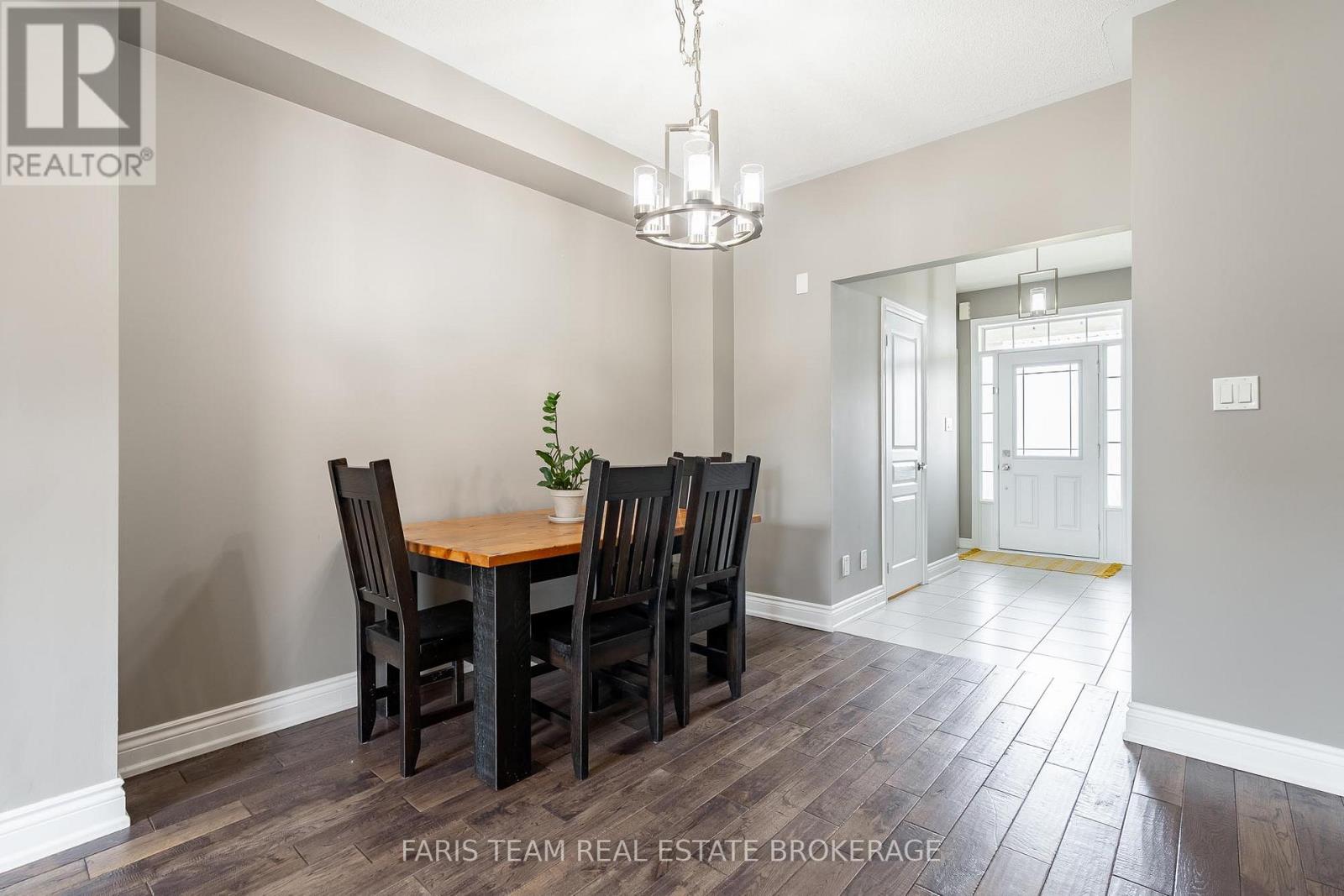 97 Mcgahey Street, New Tecumseth, Ontario  L0G 1W0 - Photo 13 - N13109512