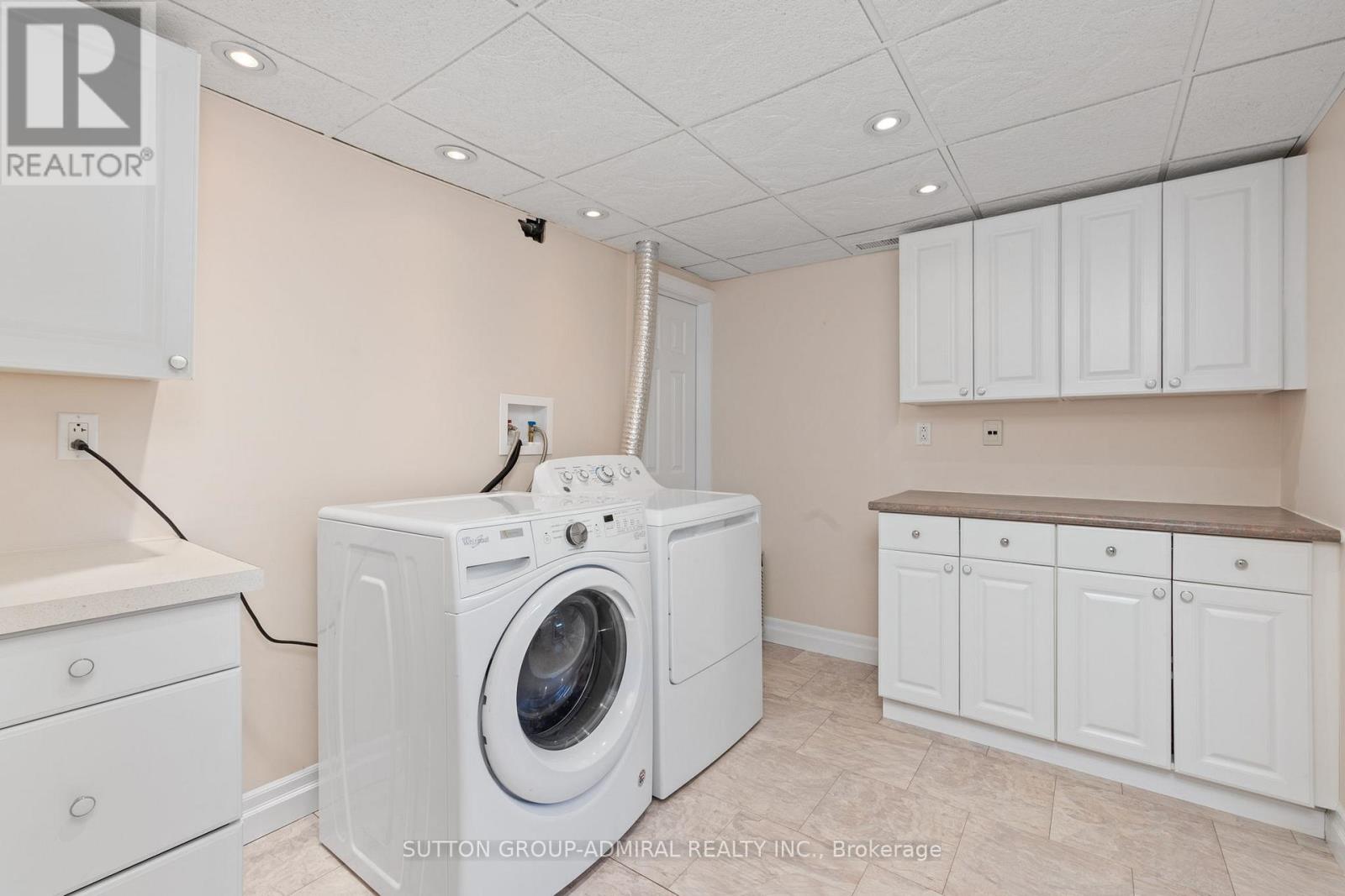54 Starlight Crescent, Richmond Hill, Ontario  L4C 4X5 - Photo 38 - N13109524
