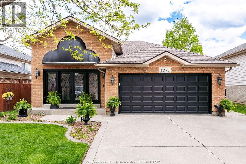 4250 Canberra AVENUE, Windsor, Ontario